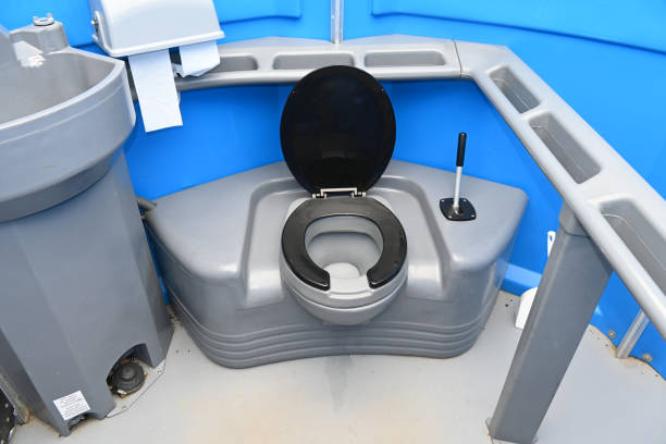 Portable Toilet Options We Offer in Meadowlakes, TX